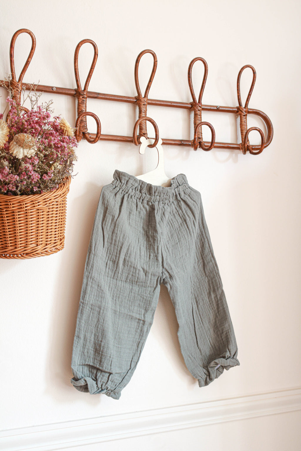 Pantalon Salomé kaki sauge mixte Liv&Ciboulette