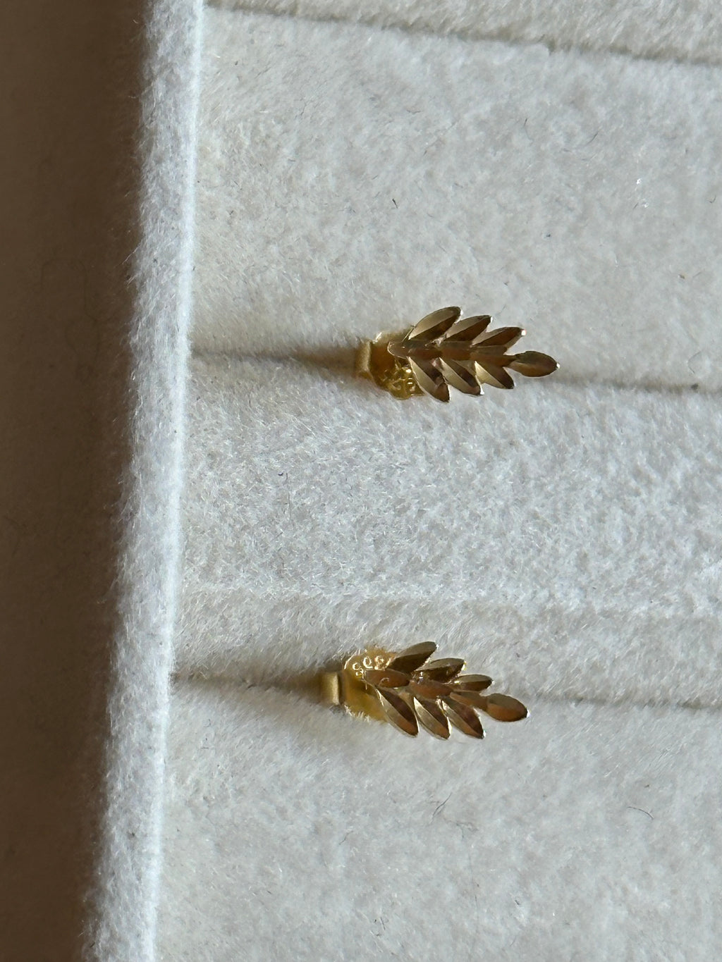 Boucles d’oreilles feuille femme Liv&Ciboulette