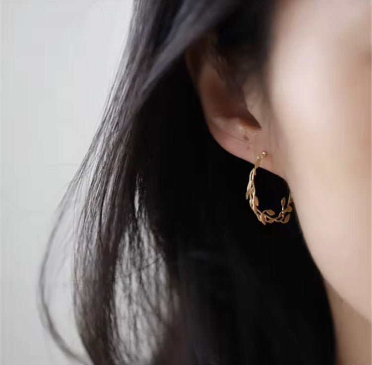 Boucles d’oreilles demi créole dentelle Liv&Ciboulette