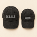 Duo casquettes MAMA & MINI Liv&Ciboulette, fond crème doux